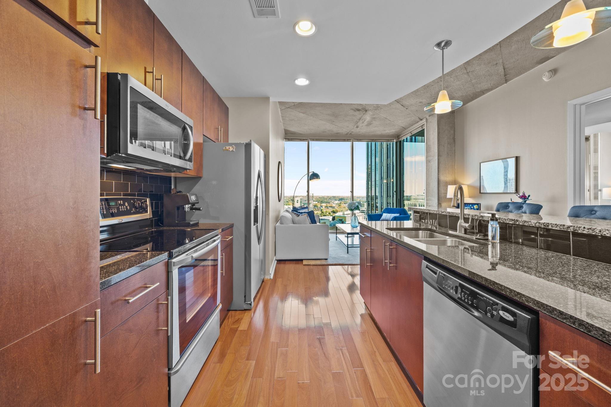 210 N Church Street 1509