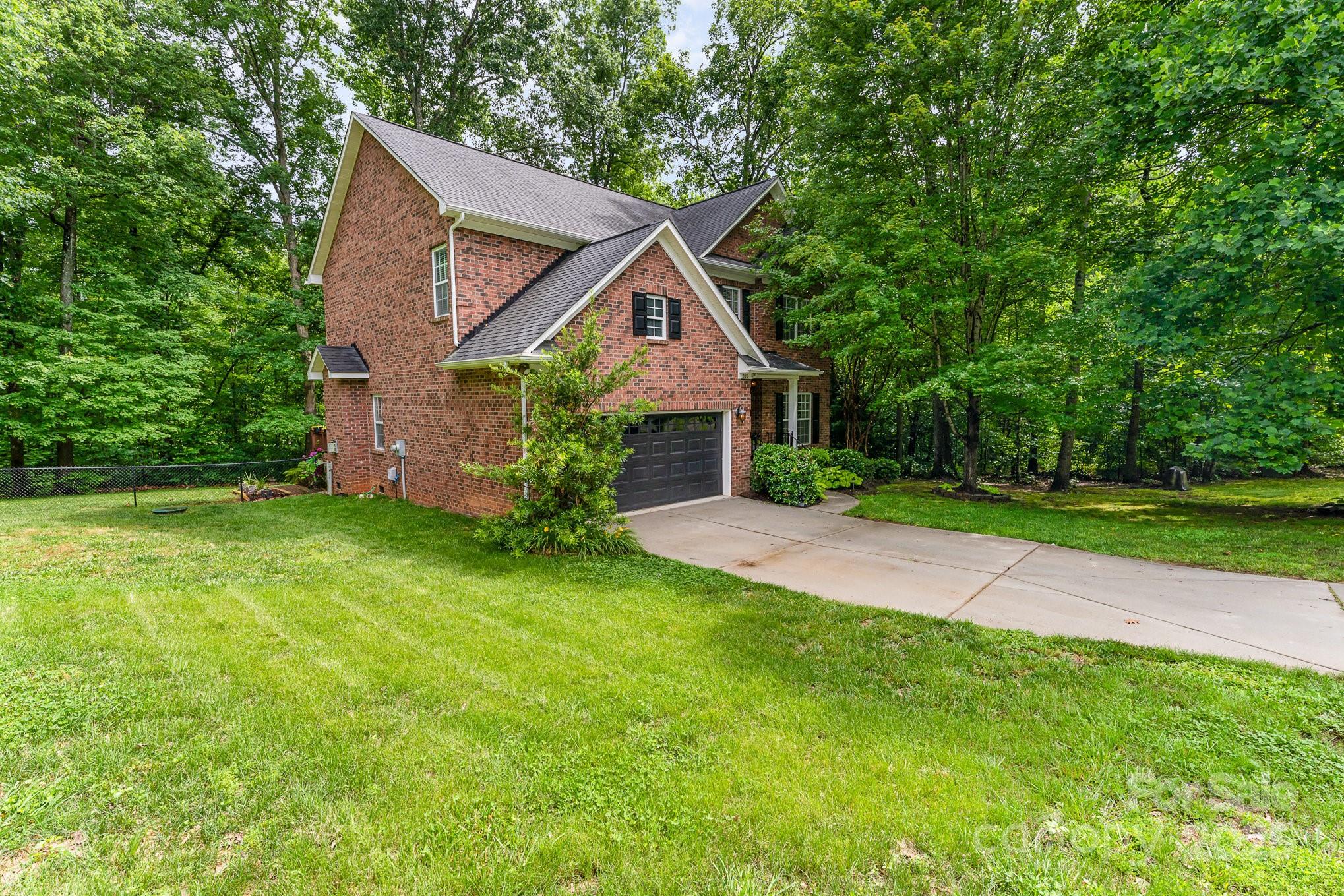 Shady Oaks - Residential