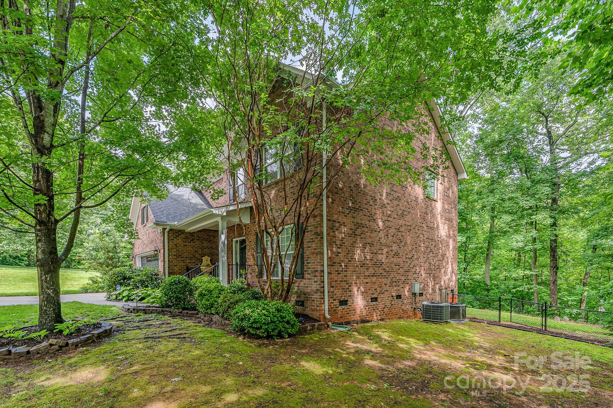 Shady Oaks - Residential