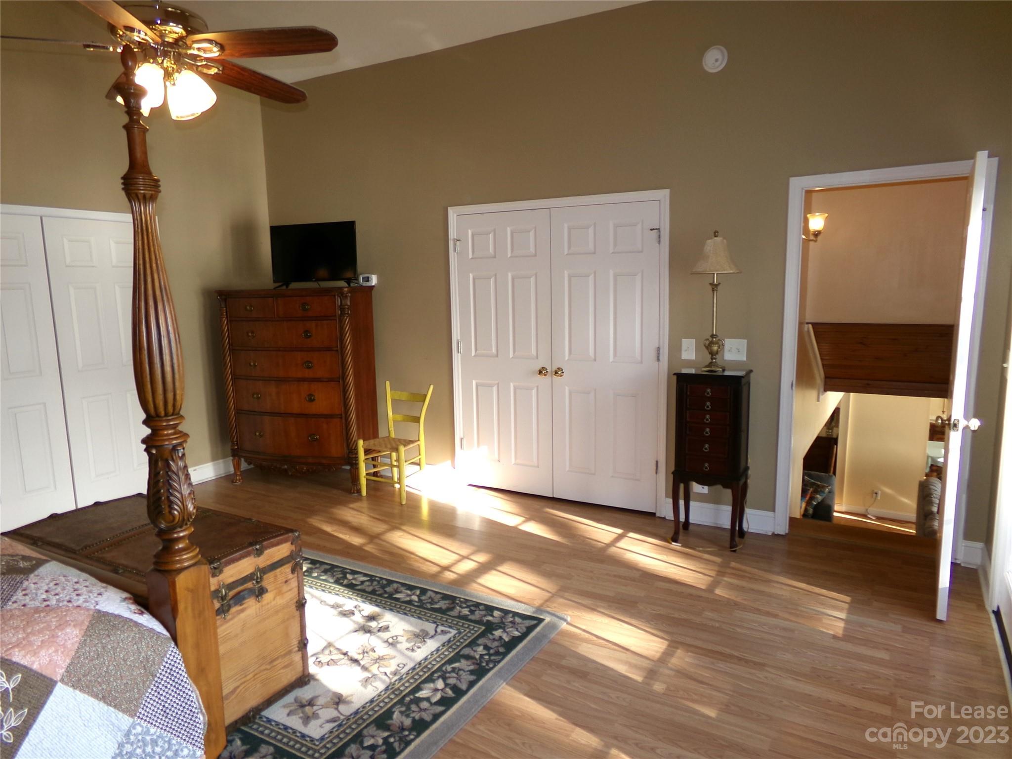 Emerald Shores - Residential Lease