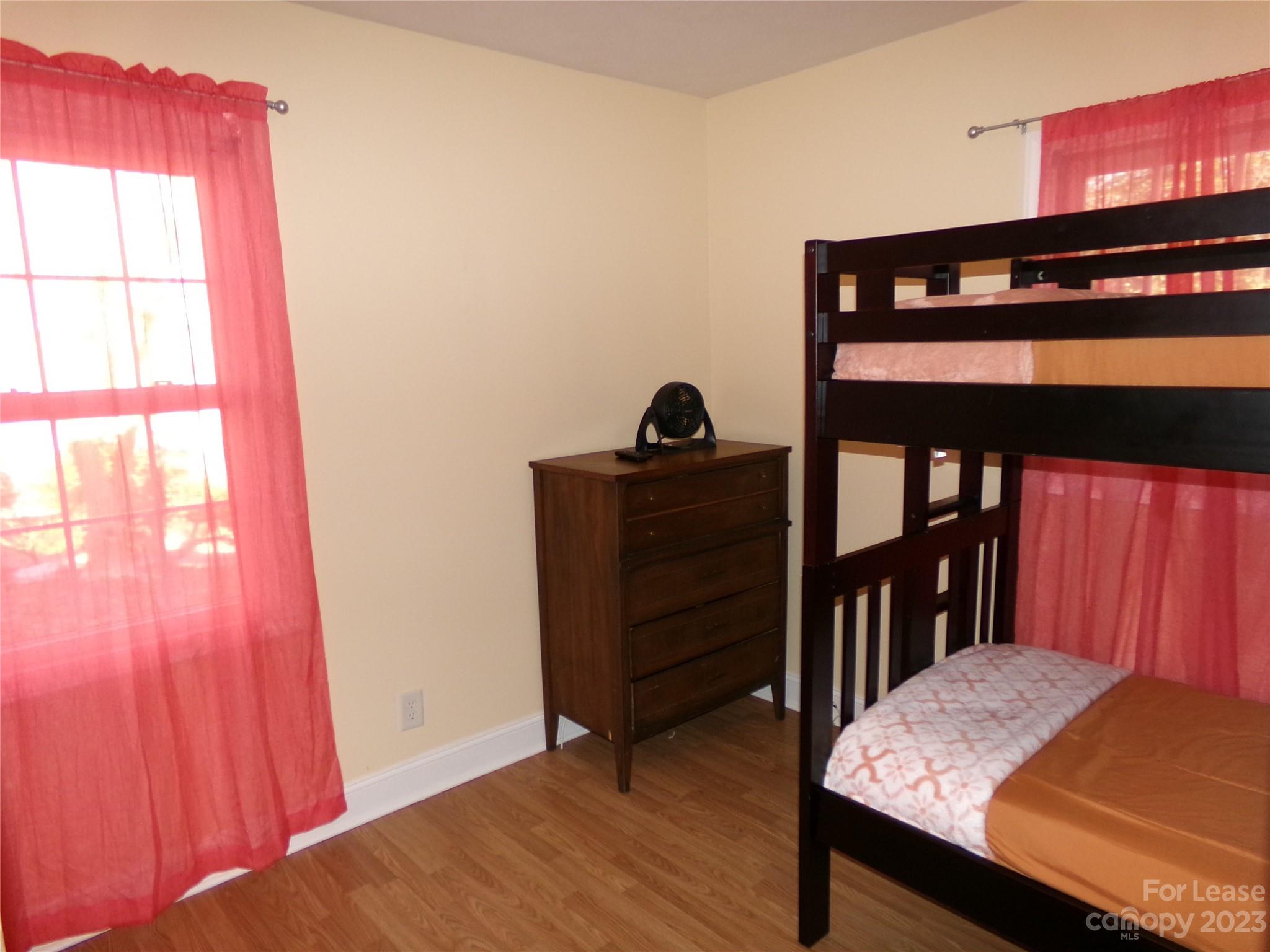 Emerald Shores - Residential Lease