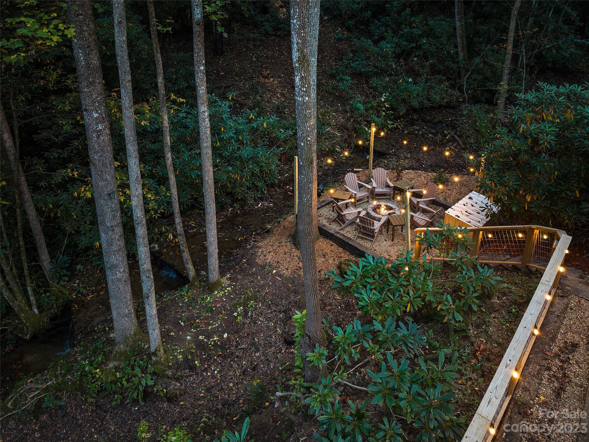 Creekside Villas - Residential