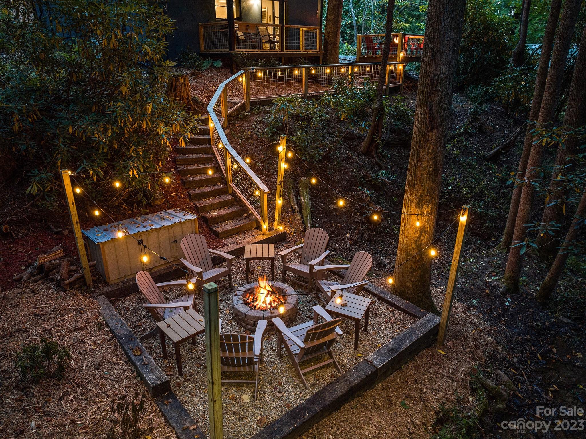 Creekside Villas - Residential