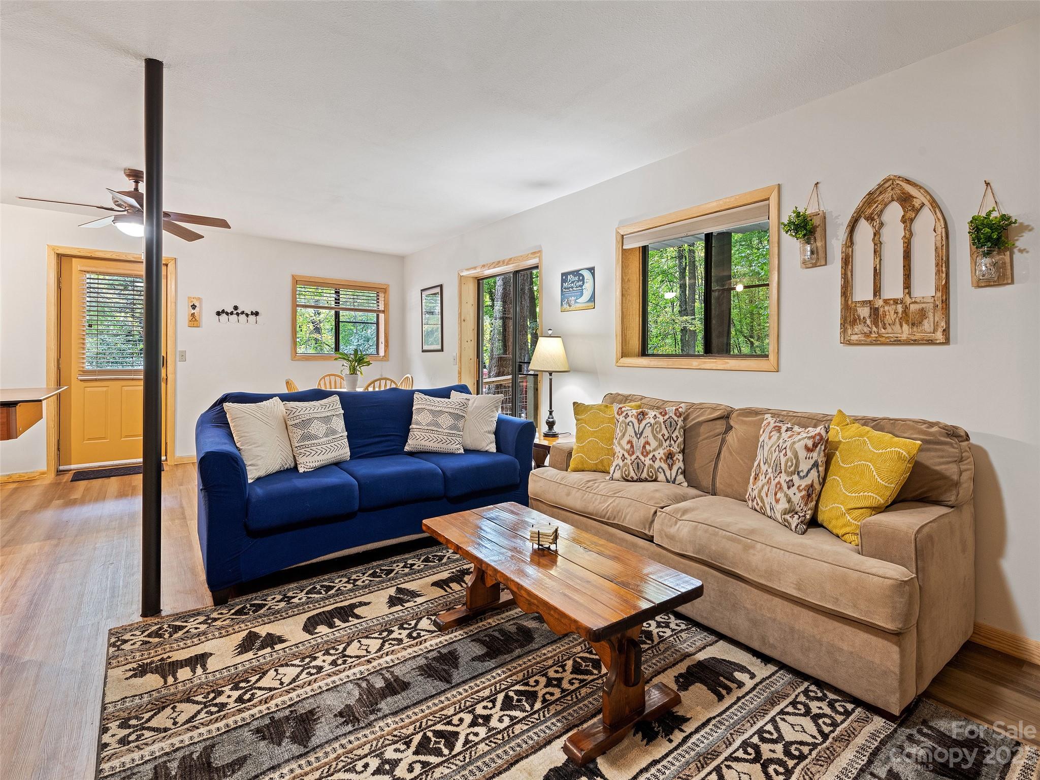 Creekside Villas - Residential