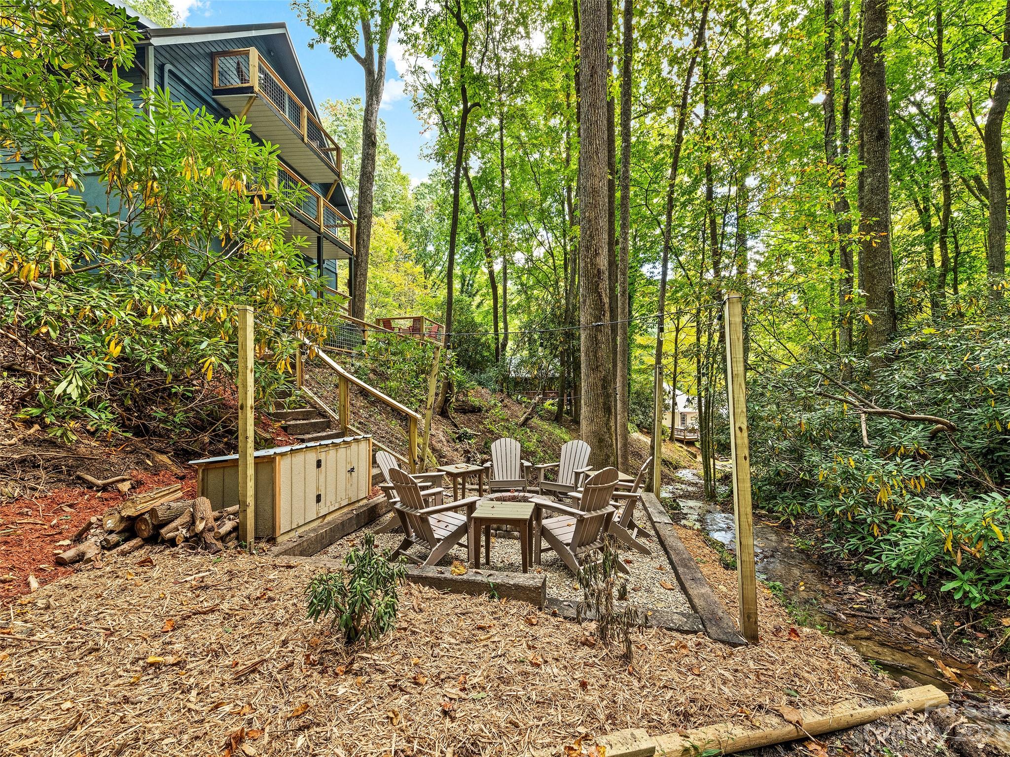 Creekside Villas - Residential