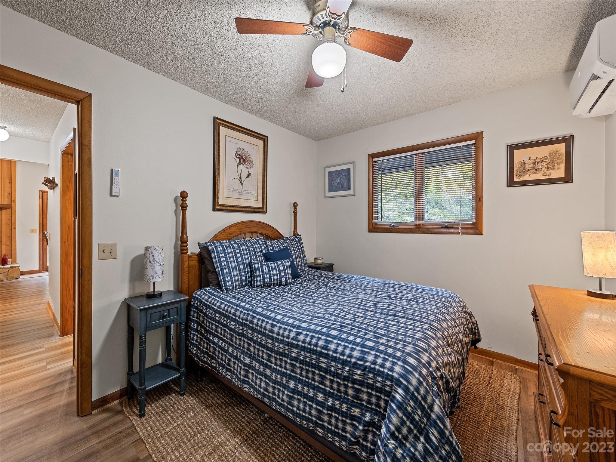 Creekside Villas - Residential