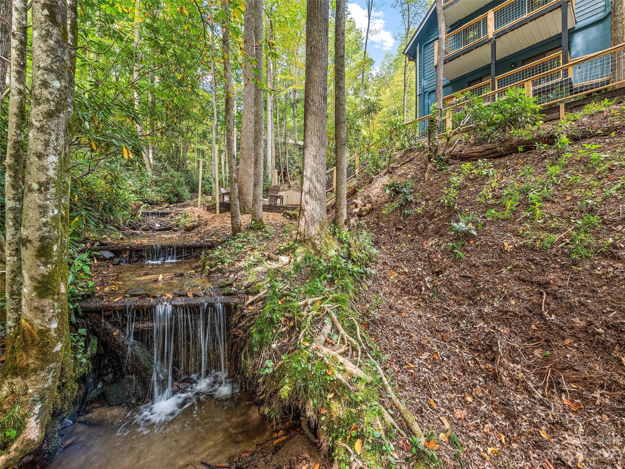 Creekside Villas - Residential