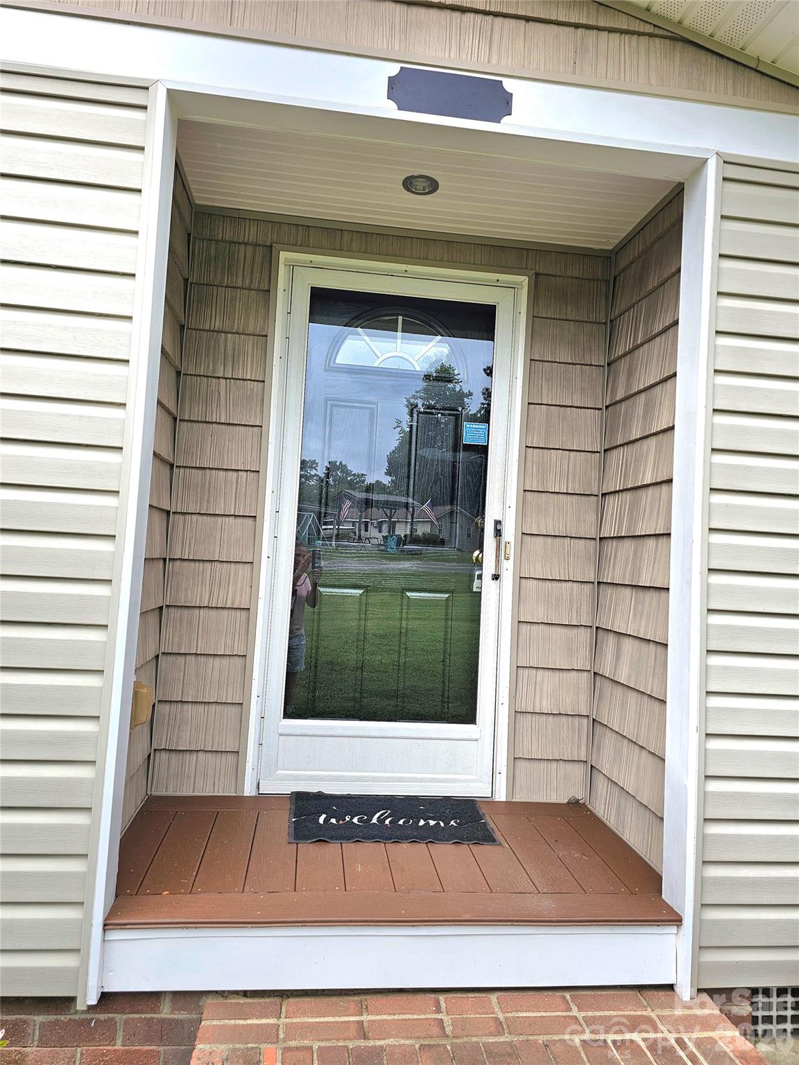 734 Pinehaven Drive