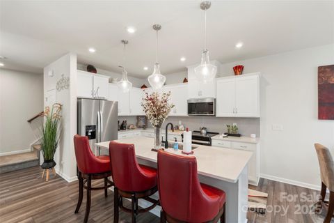 13327 Savaine Street Charlotte NC 28278