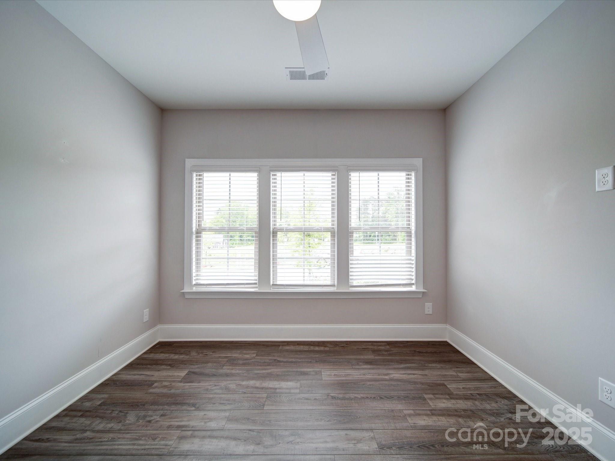 405 Newstyle Way
