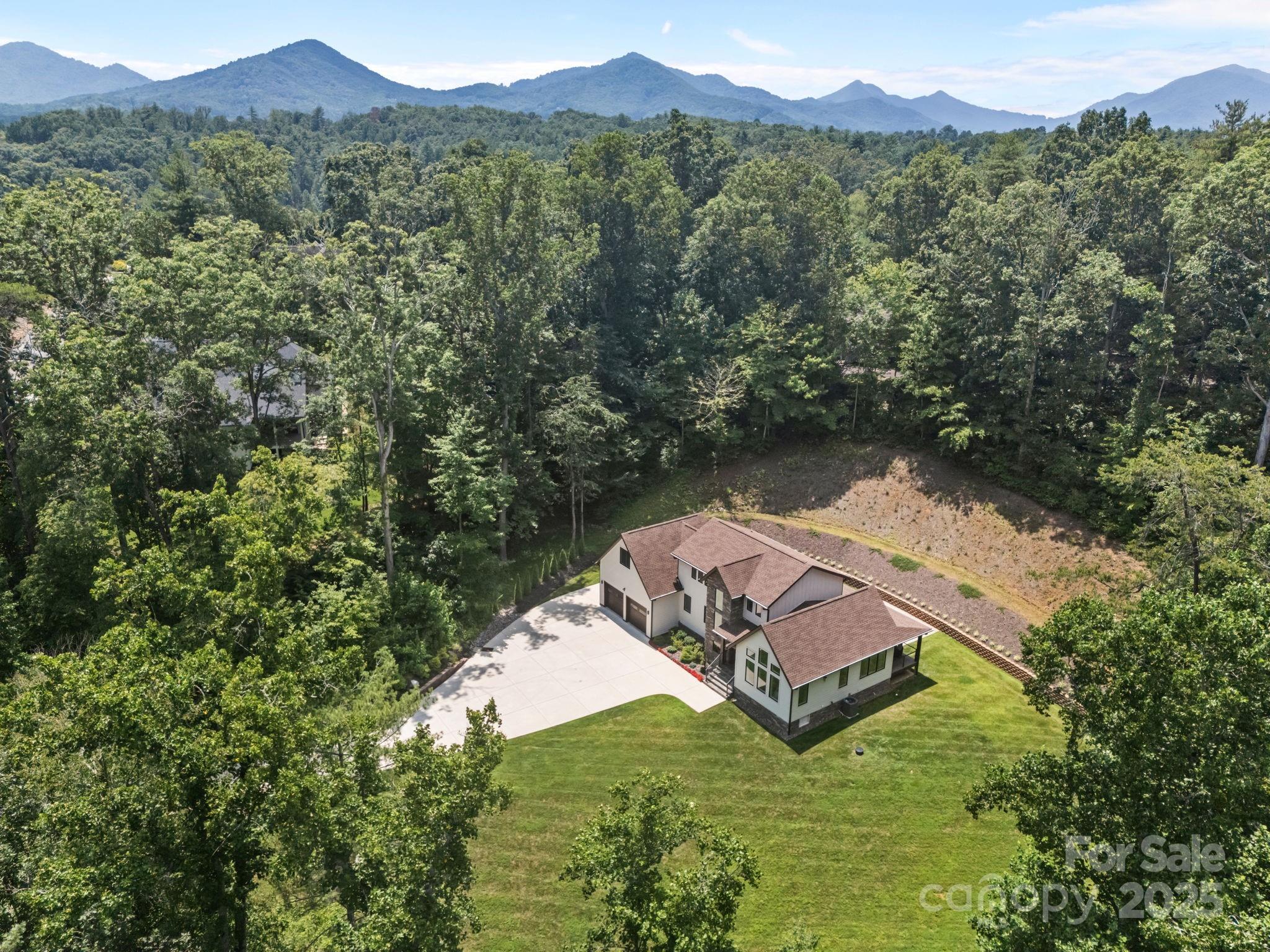 35 Mountain Shadows Drive