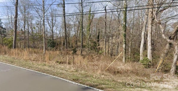 405 CATAWBA ST, MORGANTON, NC 28655 - Image 846a8a368a76da4ccb166319c4d6e167/435790062