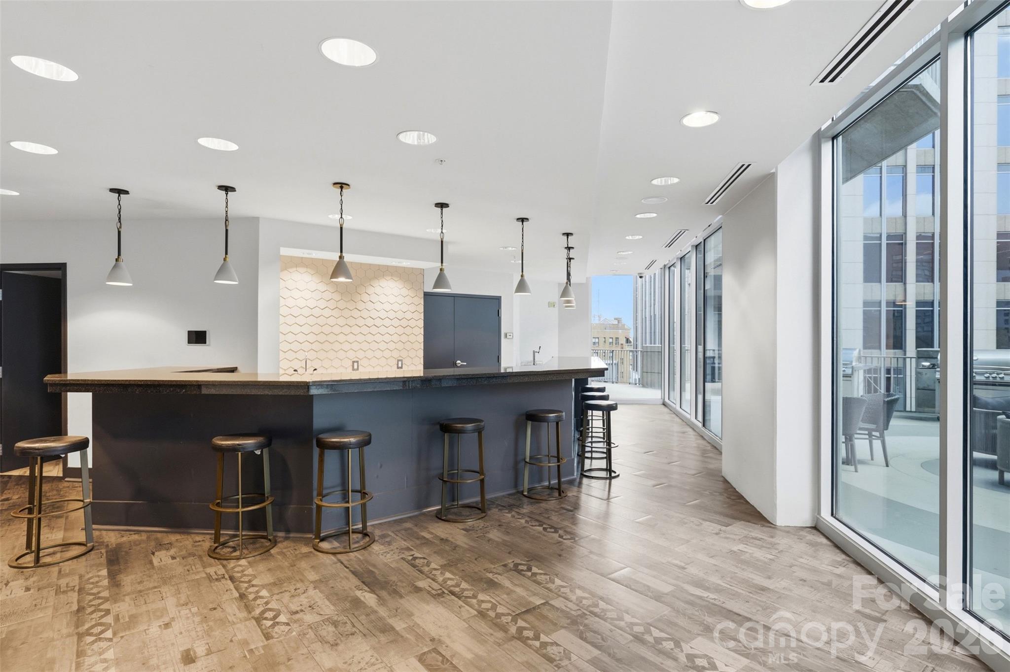 Avenue Condominiums - Residential