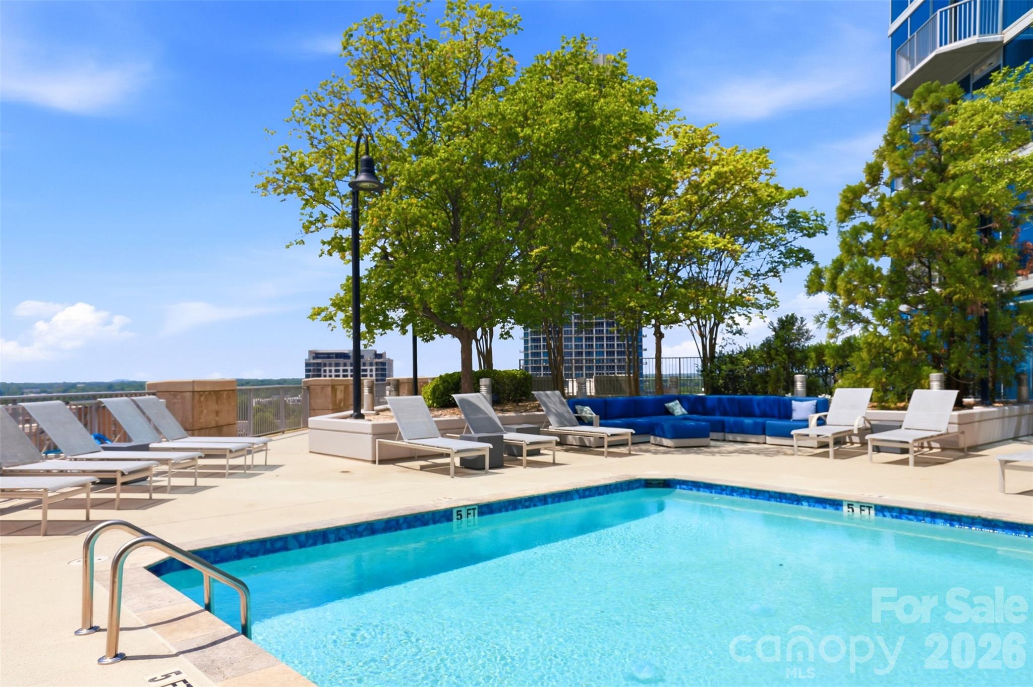 Avenue Condominiums - Residential