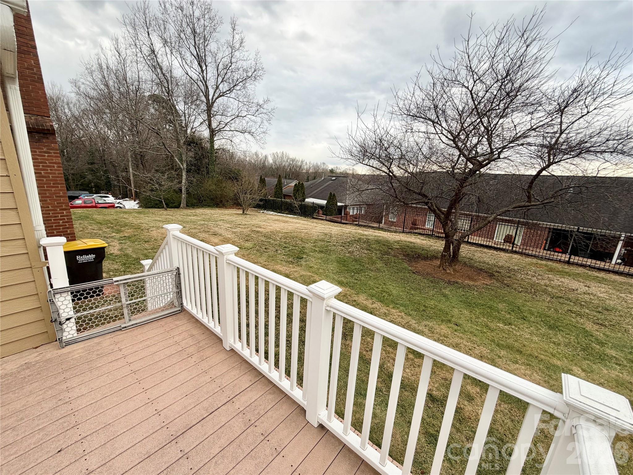 Robinwood Place - Residential