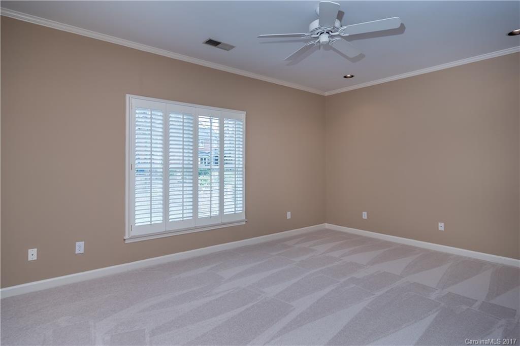 Mallory Manor - Residential