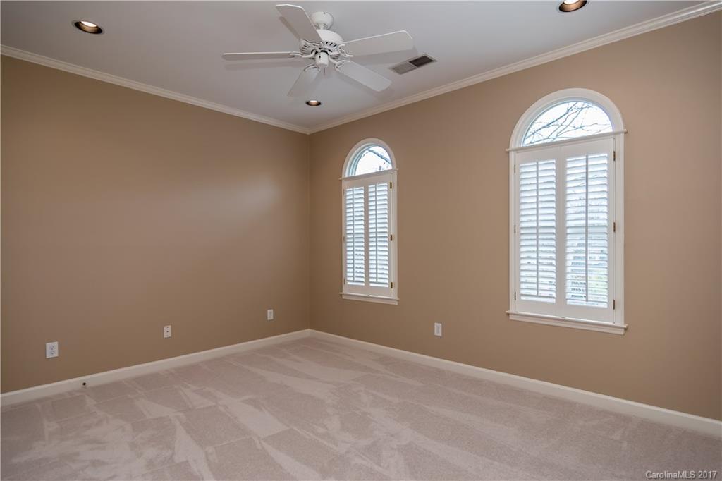 Mallory Manor - Residential