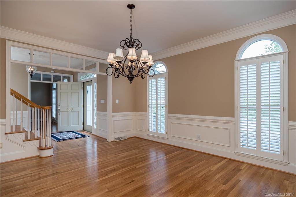 Mallory Manor - Residential