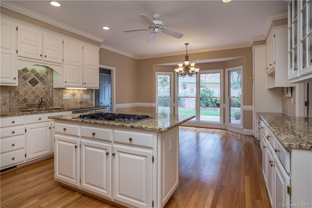 Mallory Manor - Residential