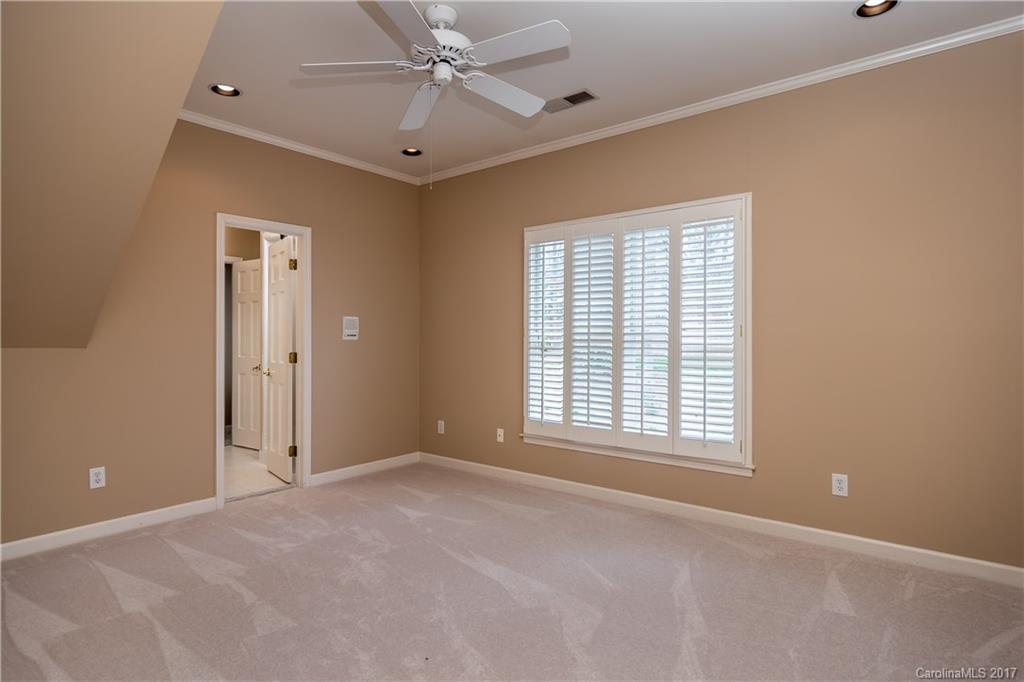 Mallory Manor - Residential