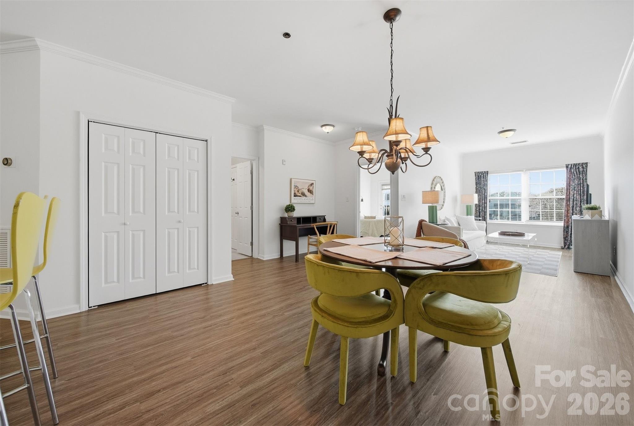 viewmont plaza - Residential