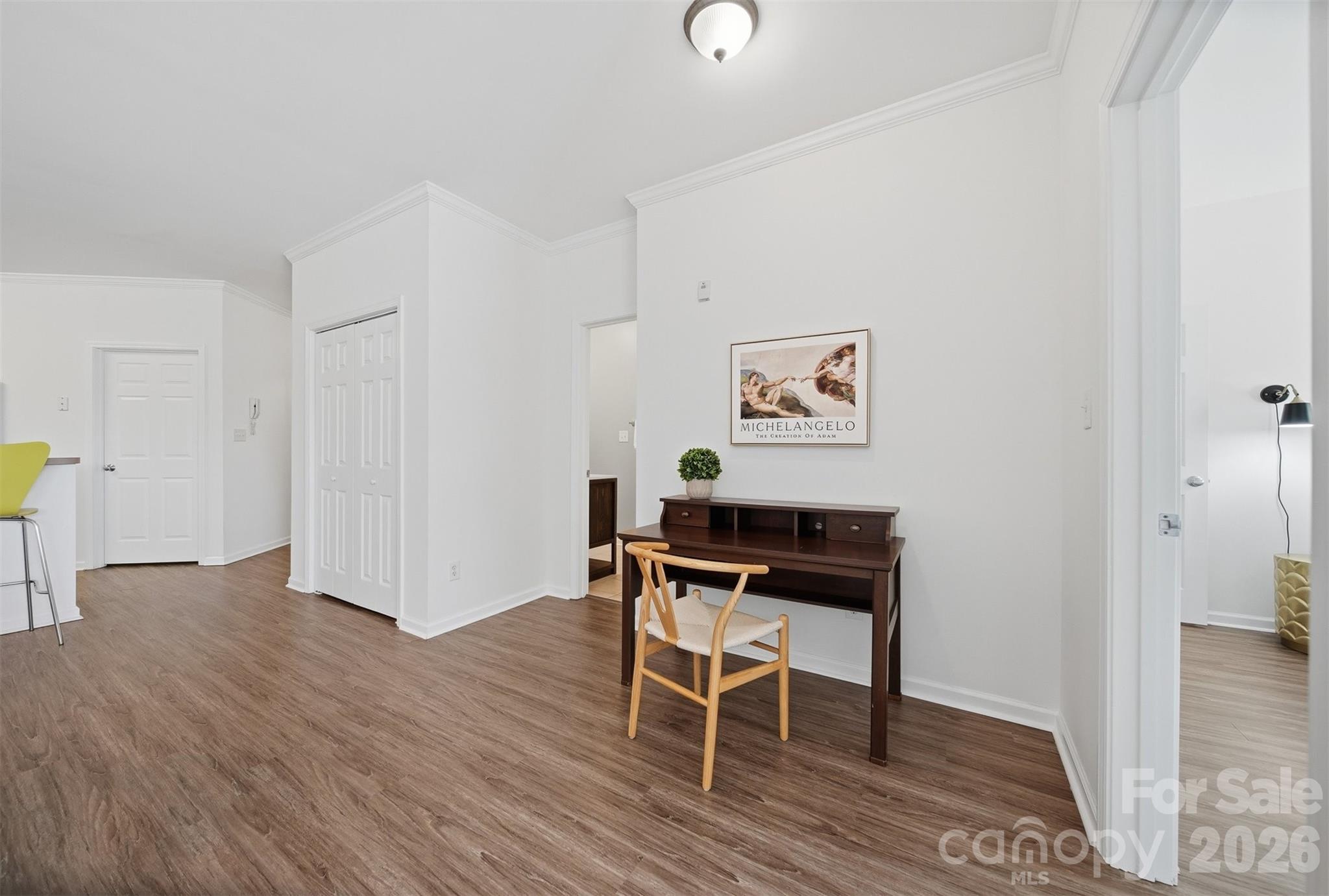 viewmont plaza - Residential