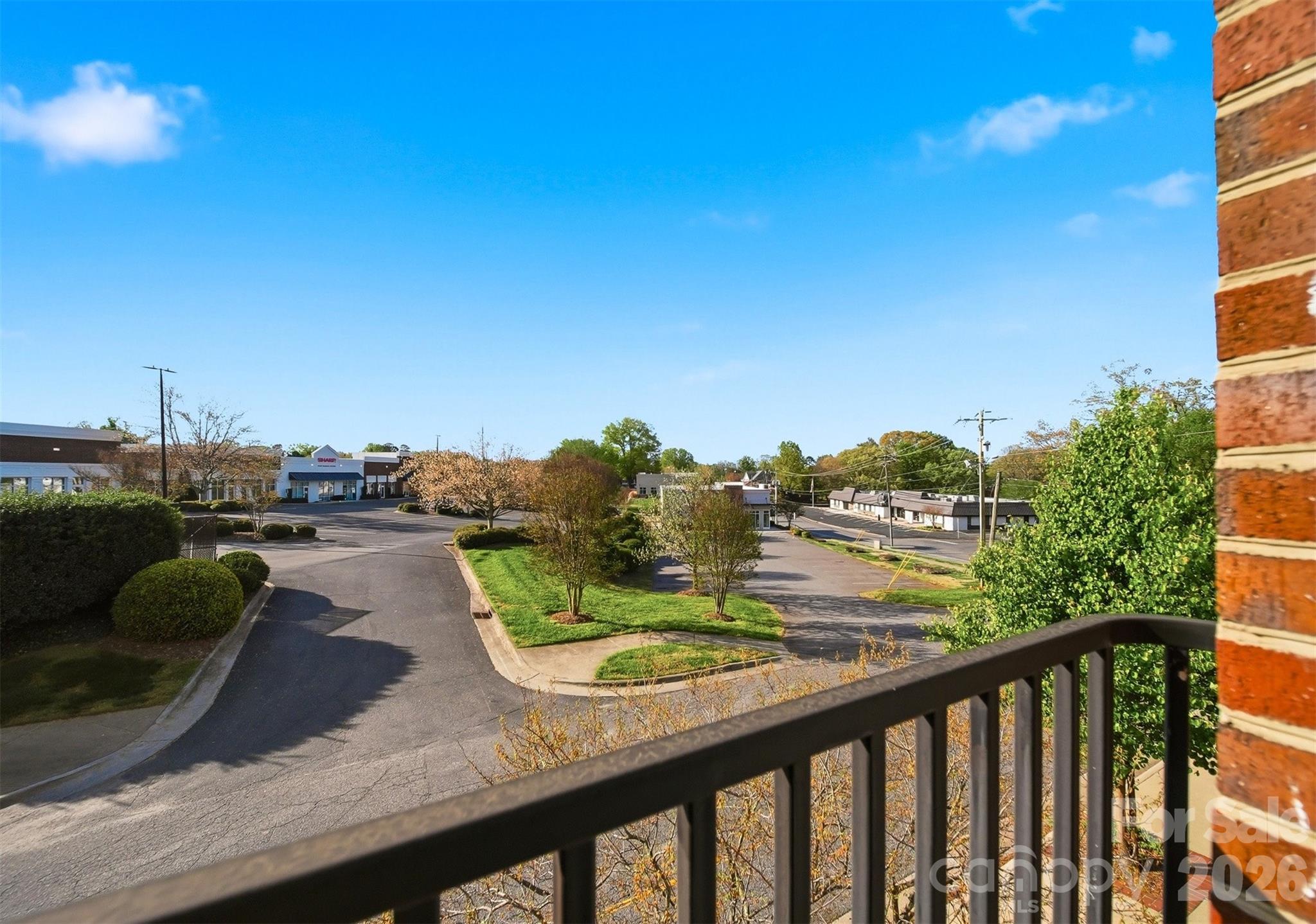 viewmont plaza - Residential