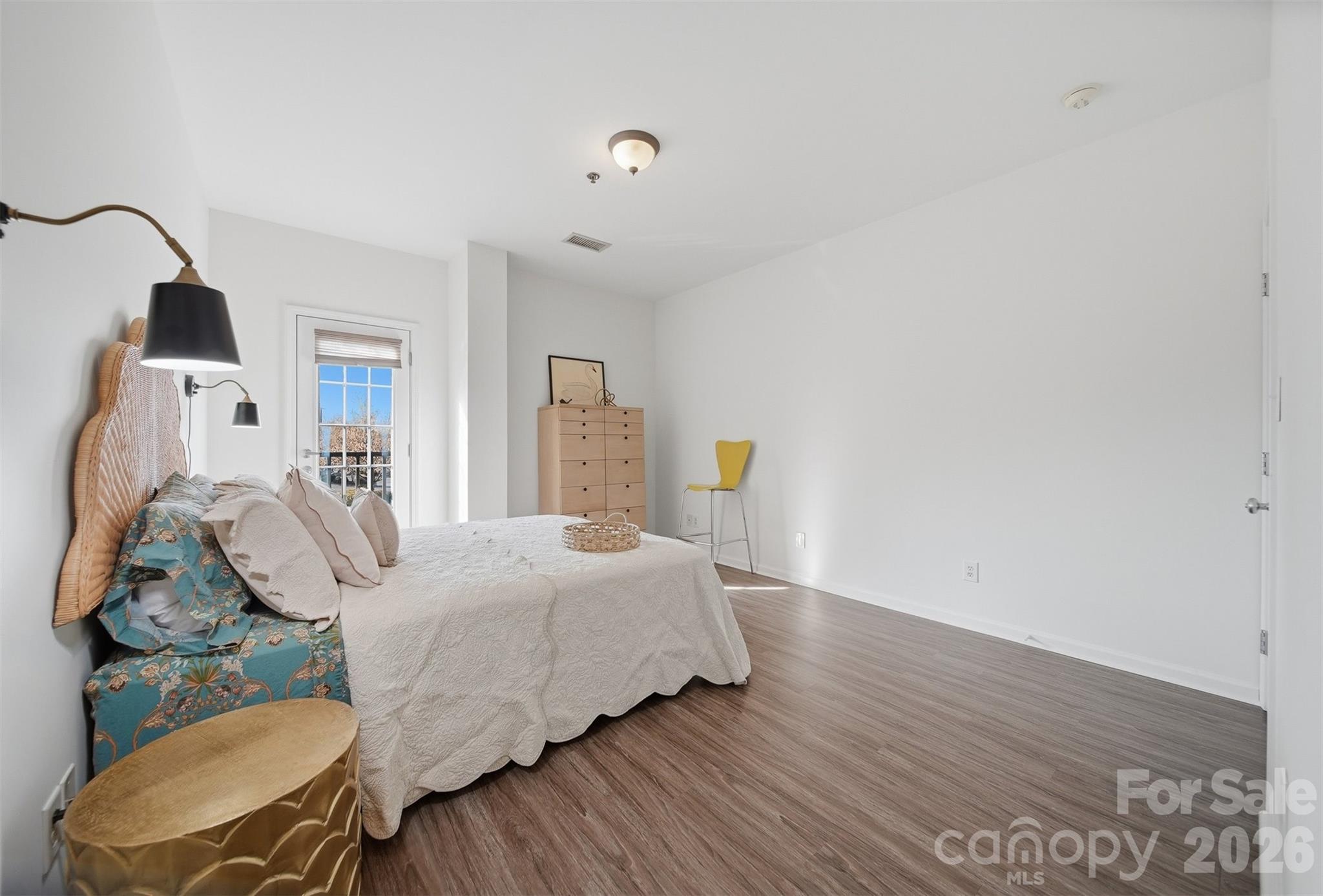 viewmont plaza - Residential