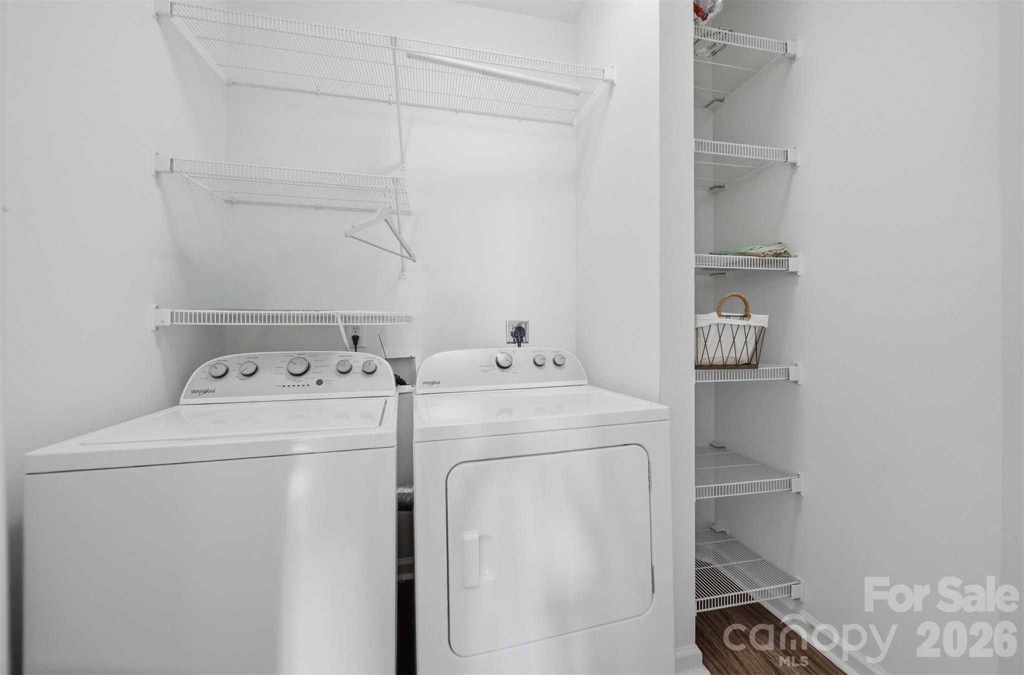 viewmont plaza - Residential