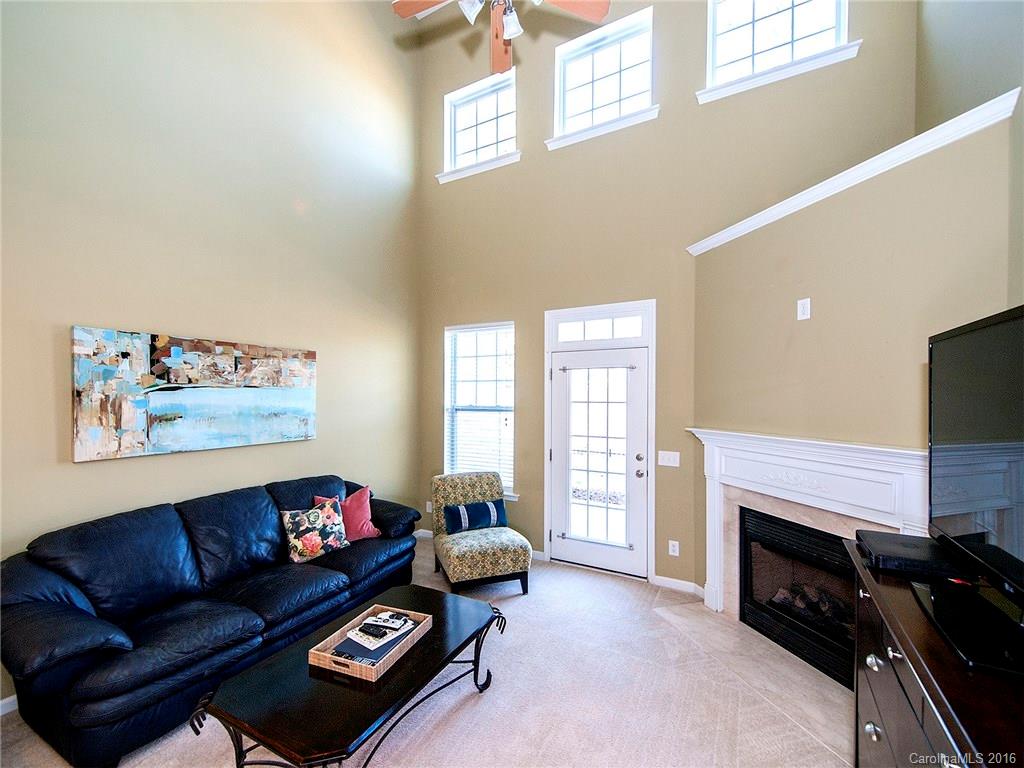 Lake Shore On Lake Wylie - Residential