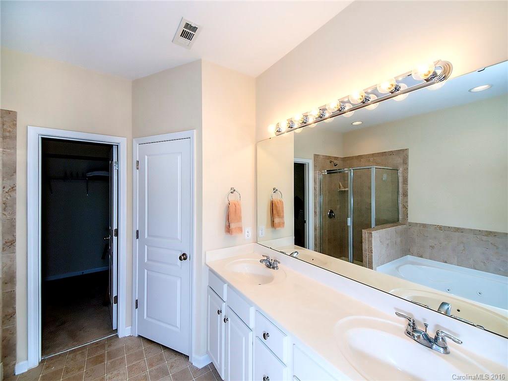 Lake Shore On Lake Wylie - Residential