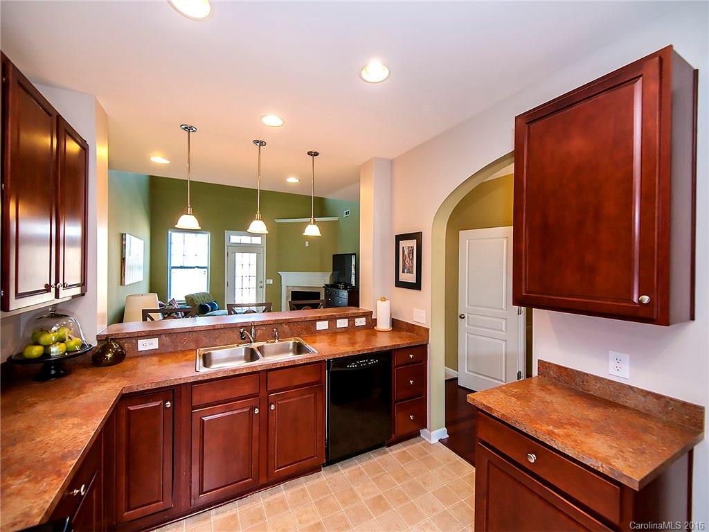 Lake Shore On Lake Wylie - Residential