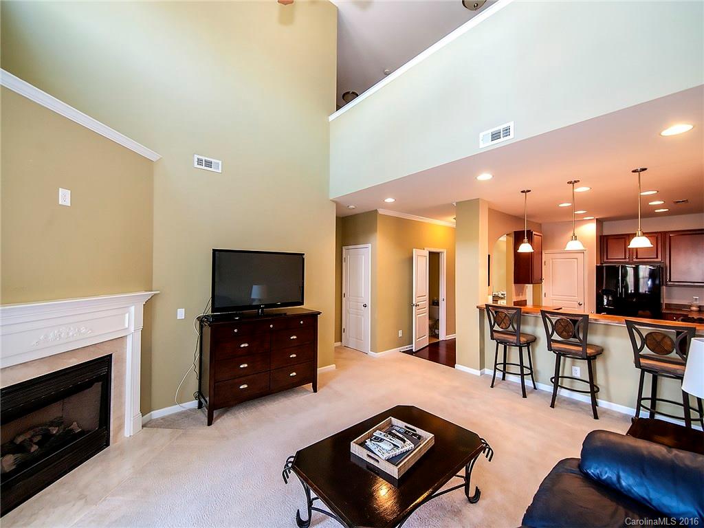 Lake Shore On Lake Wylie - Residential