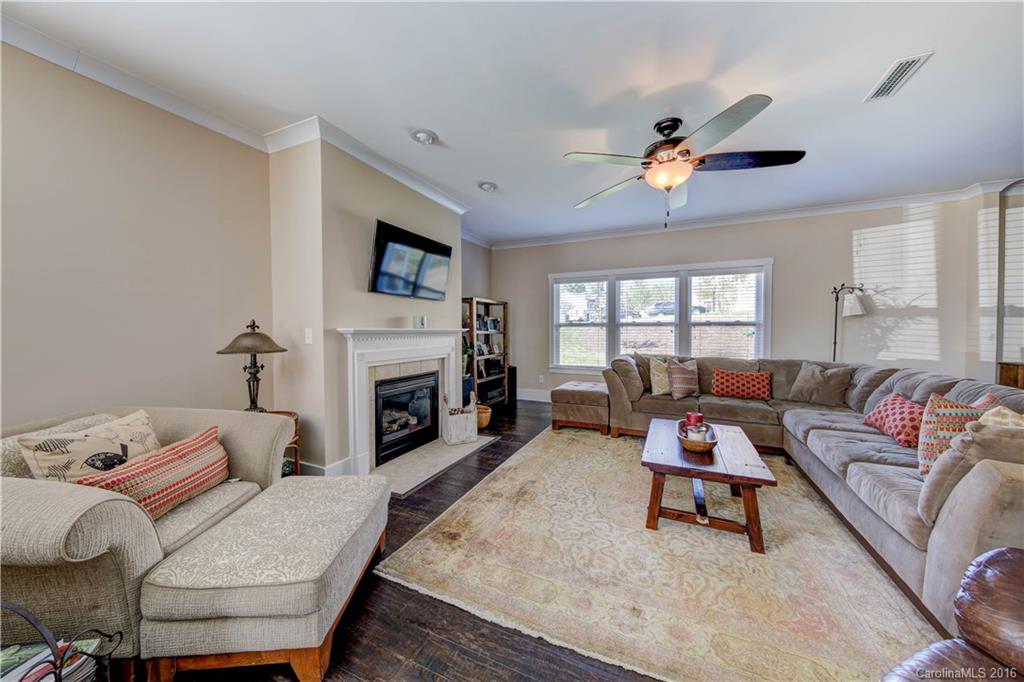 Lake Ridge - Residential