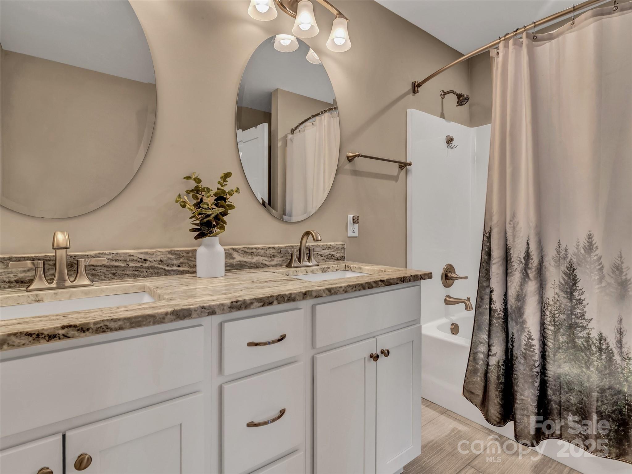 Honeycrisp - Residential