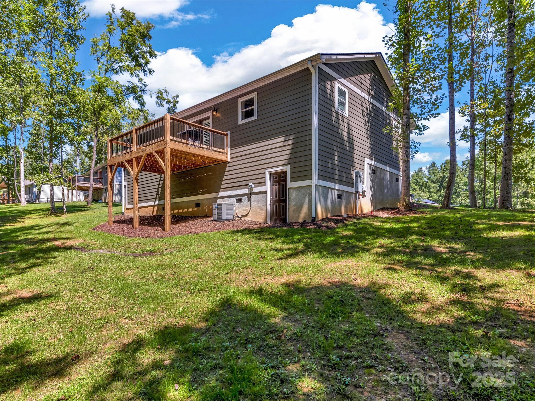 Honeycrisp - Residential