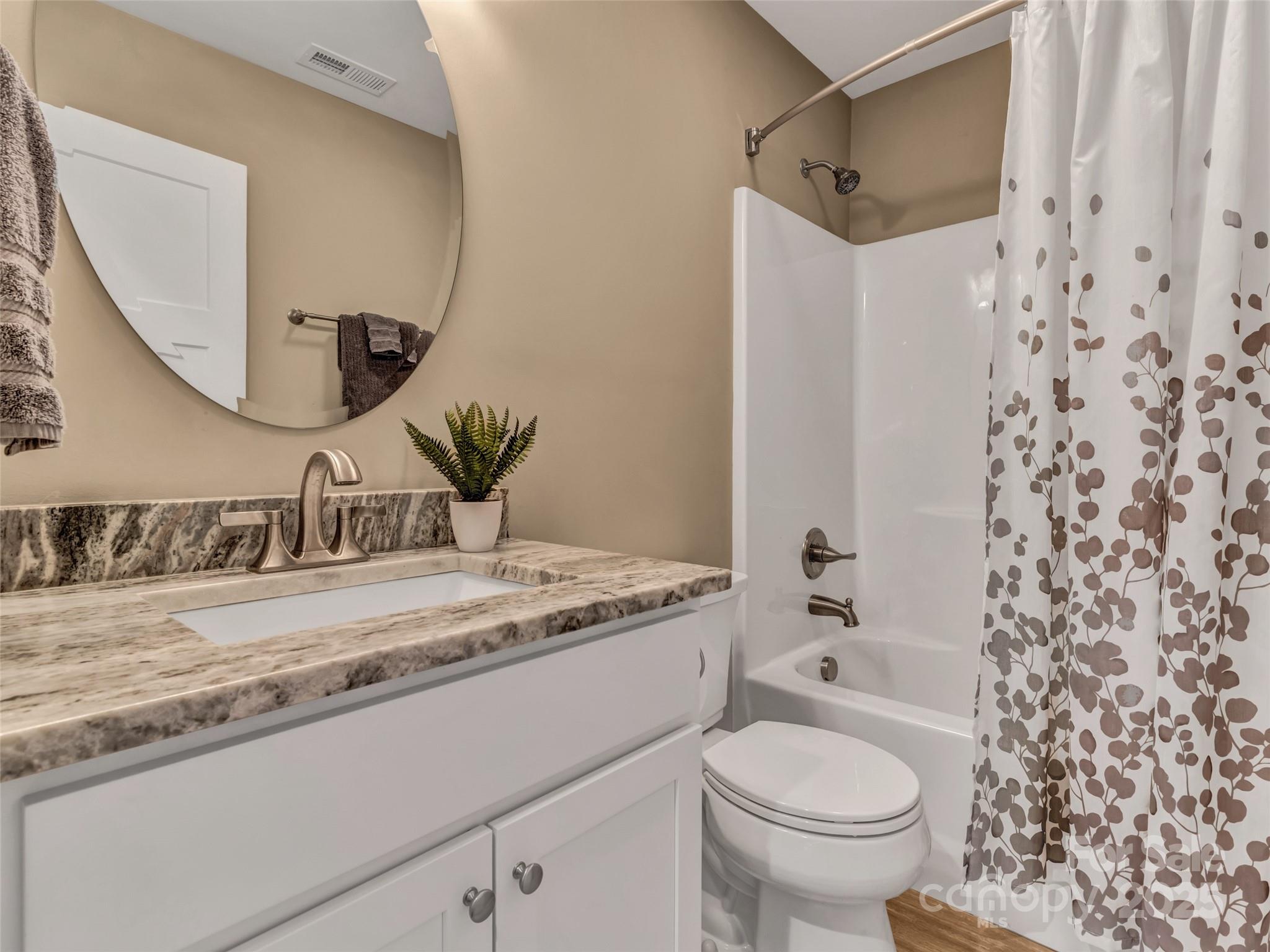 Honeycrisp - Residential