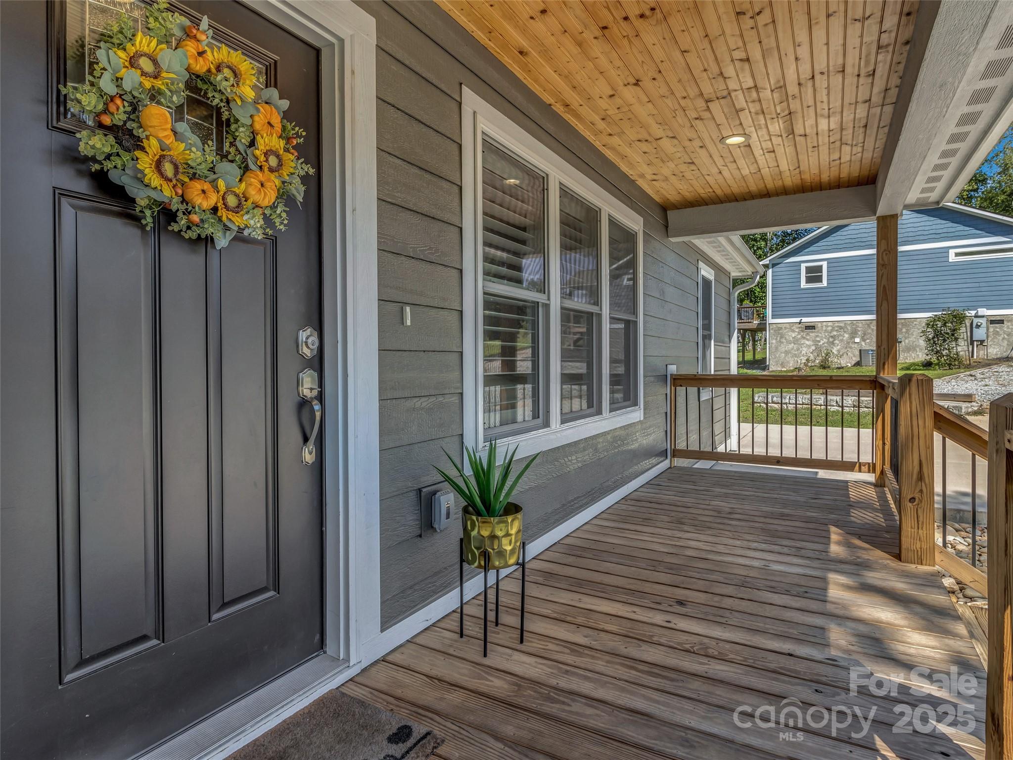 Honeycrisp - Residential