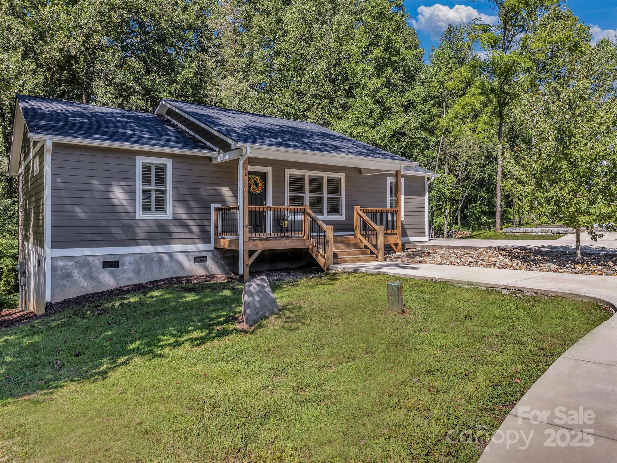 212 Walt Drive