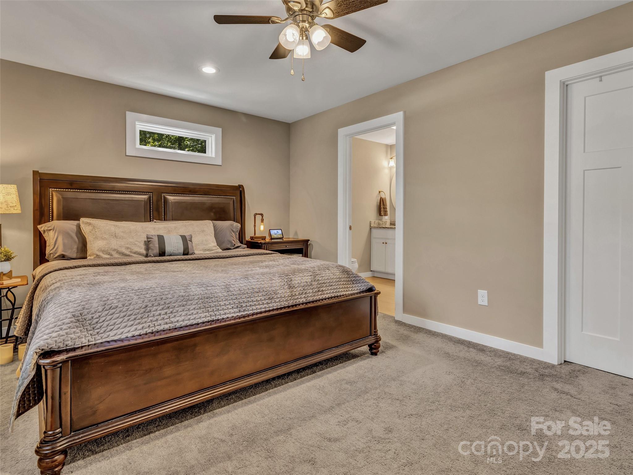 Honeycrisp - Residential