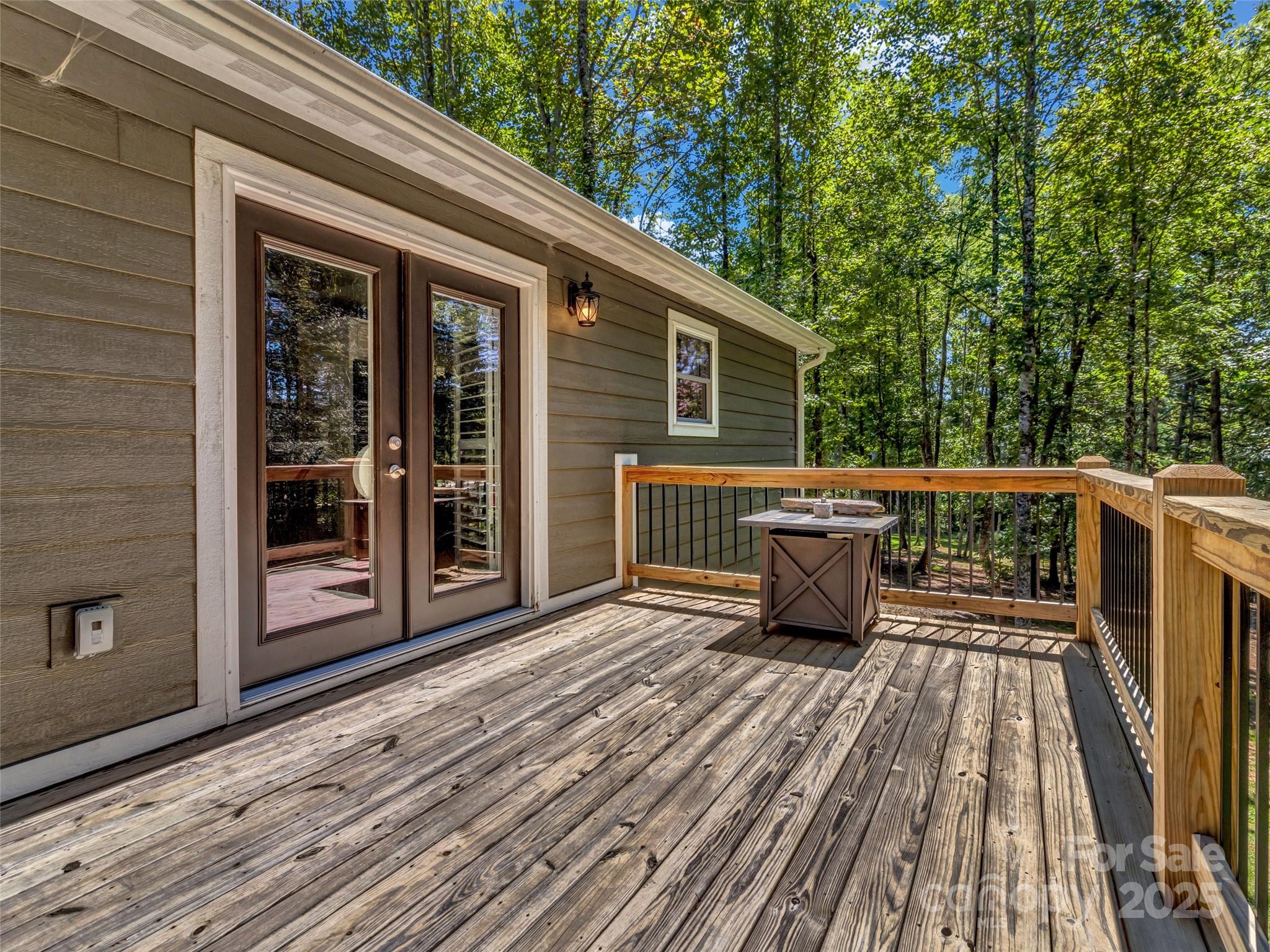 Honeycrisp - Residential