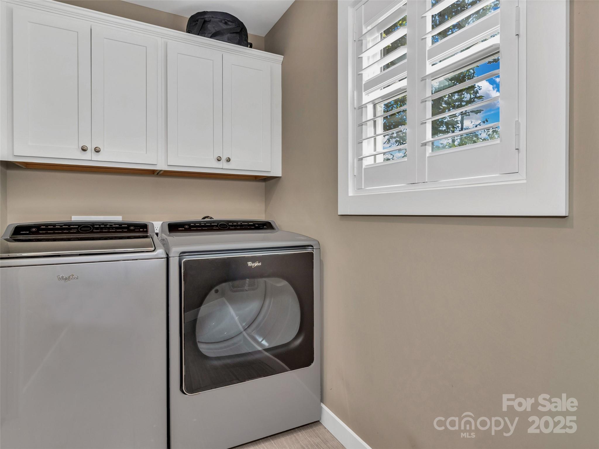 Honeycrisp - Residential