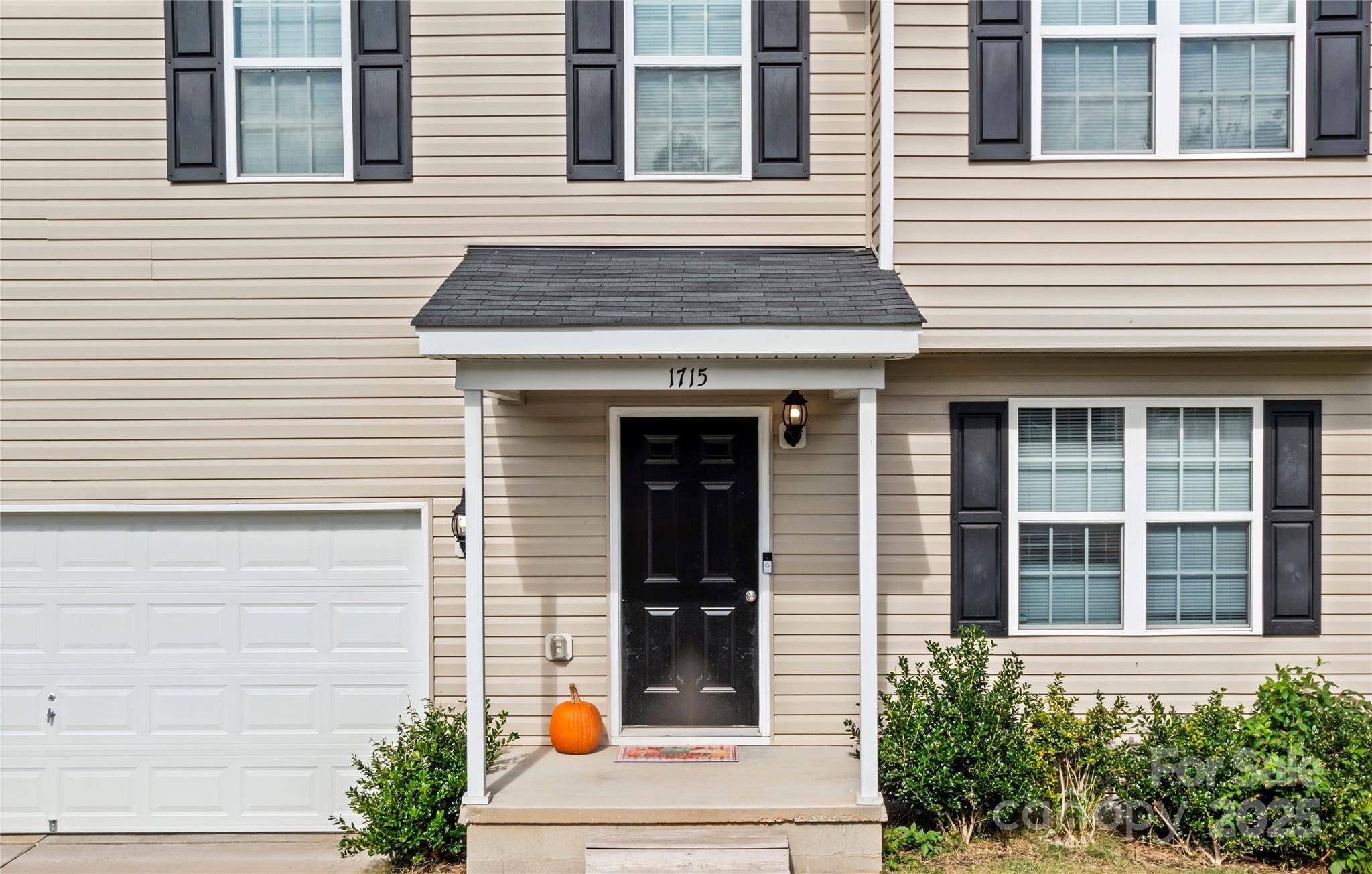 1715 Ransom Trace Court