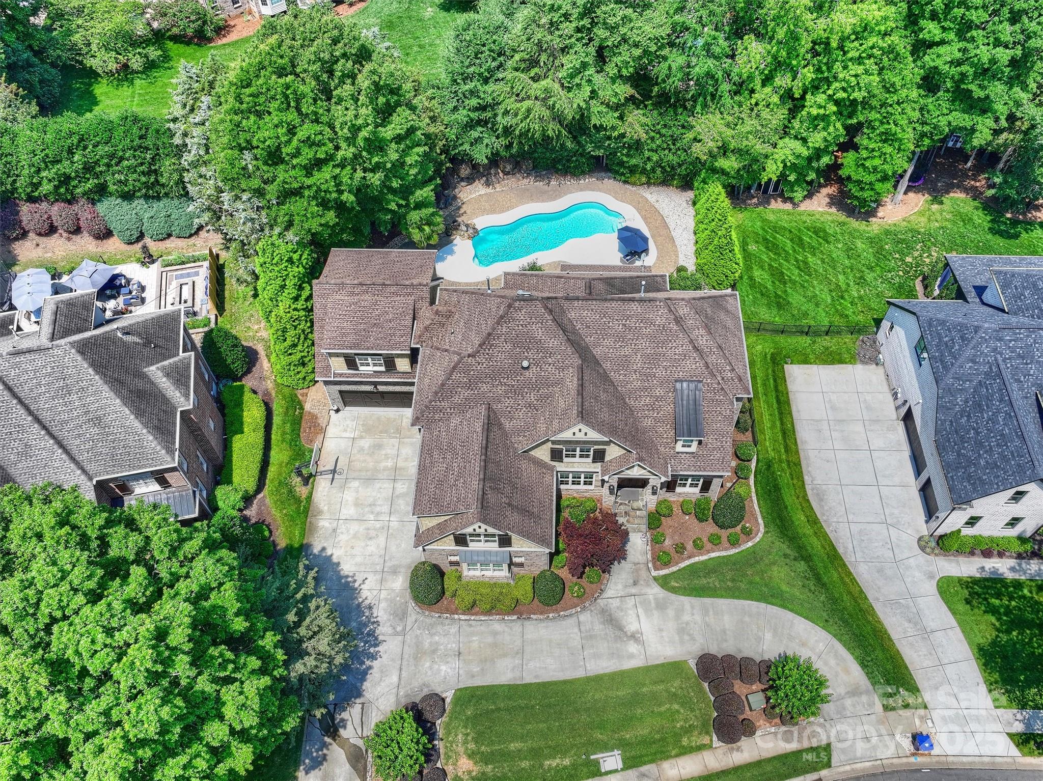9104 Kingsmead Lane