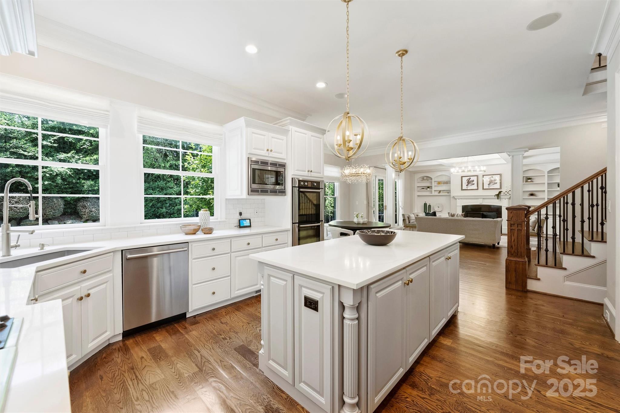 9104 Kingsmead Lane