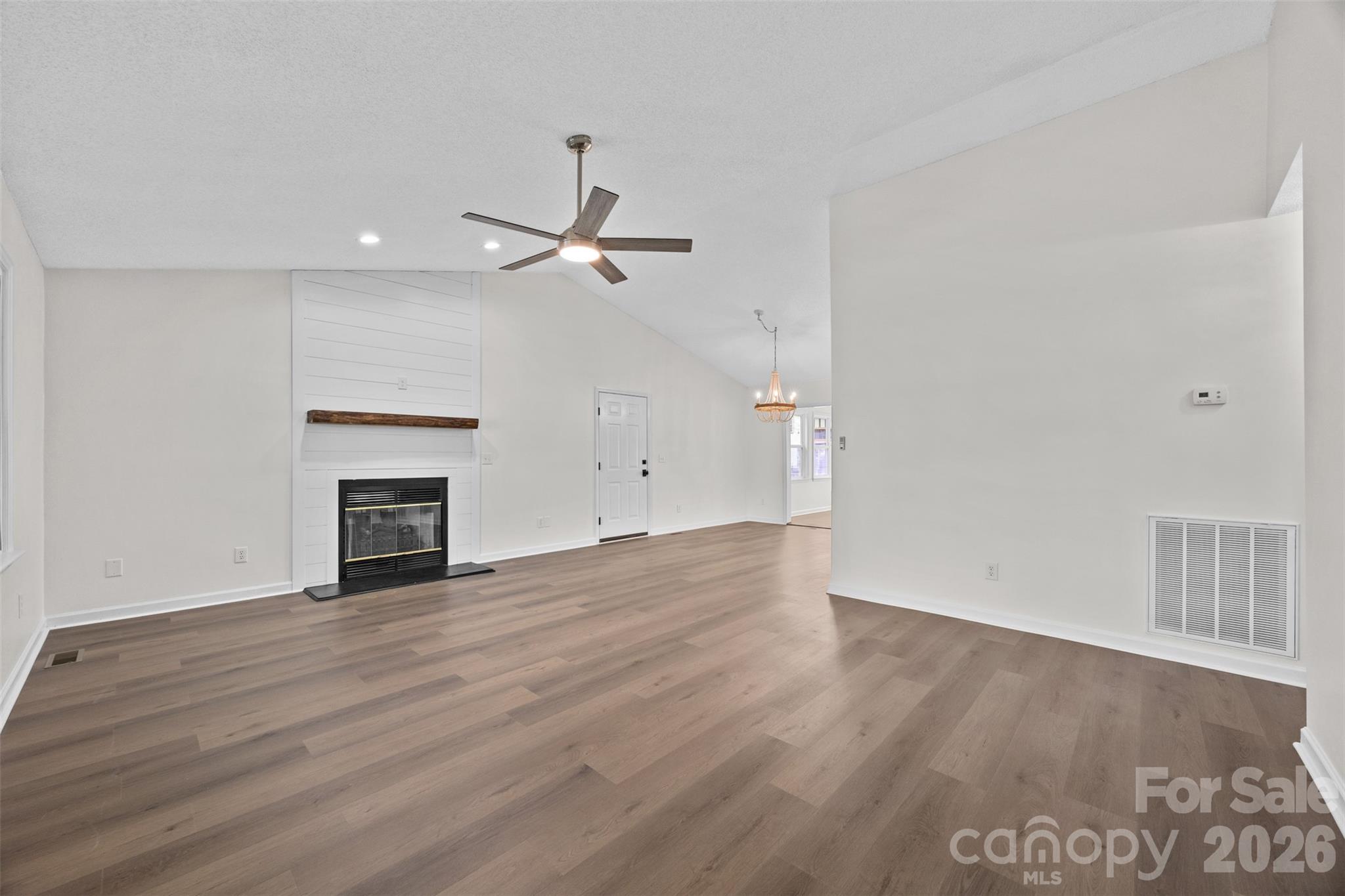 Tranquil Harbor - Residential