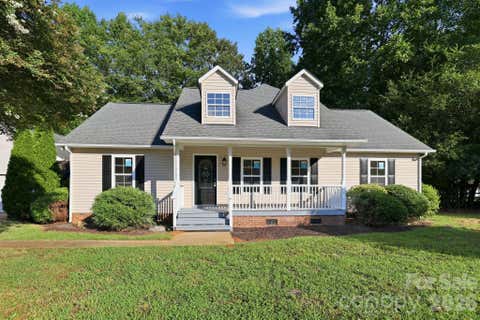 Photo of 910 Little Brook Circle, York, SC 29745 (MLS # 4409495)