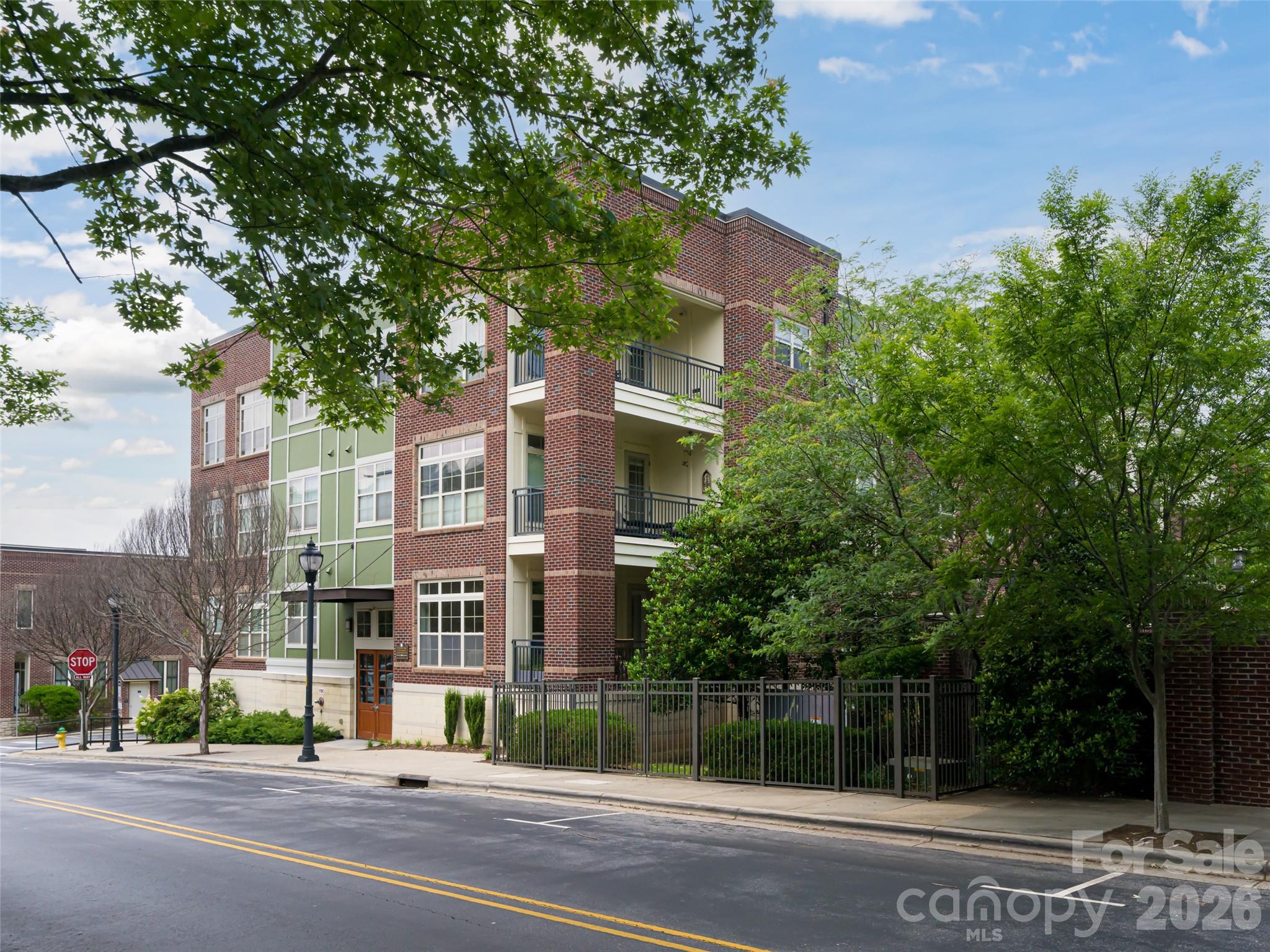 Biltmore Park Town Square - Residential