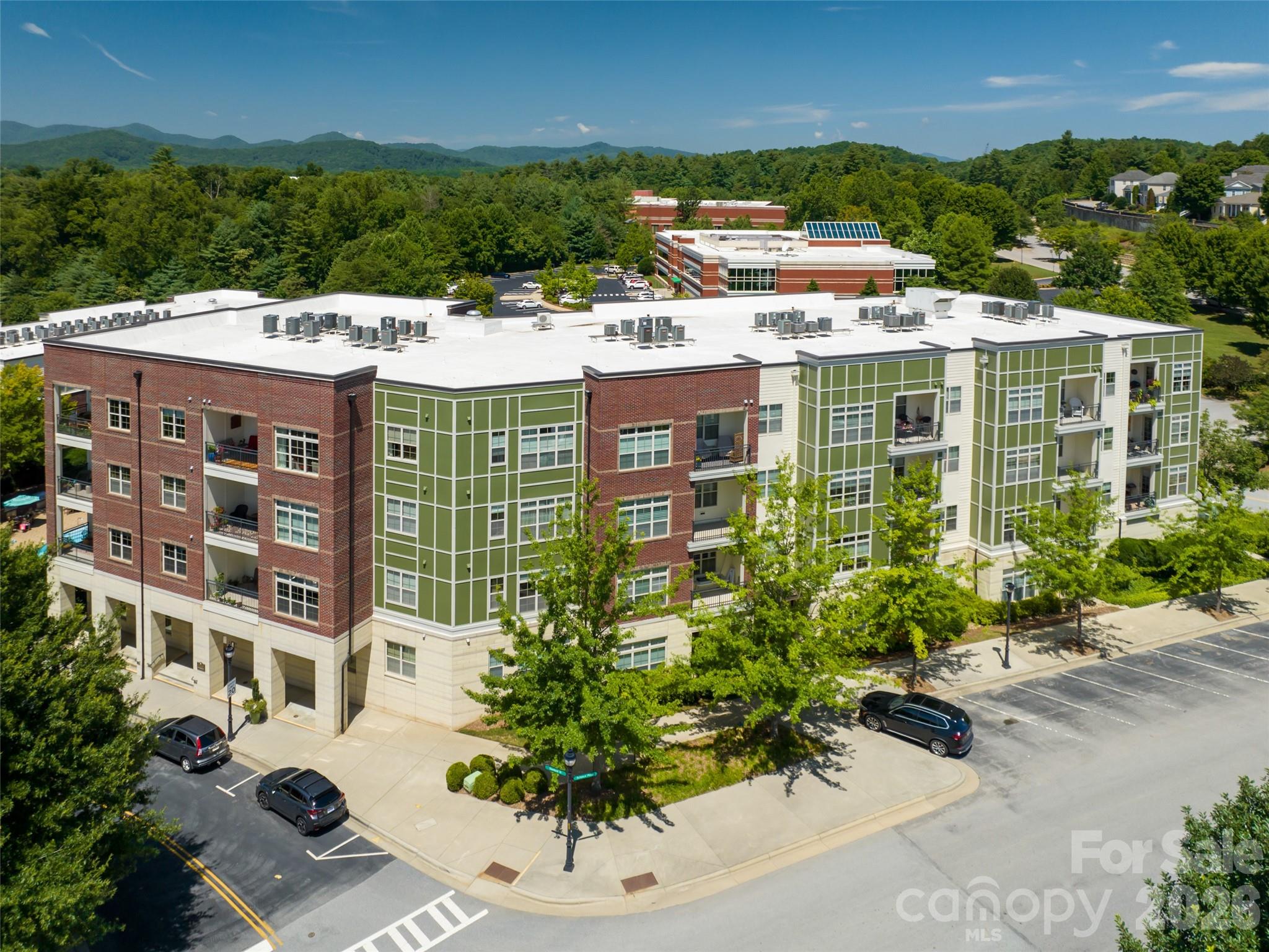 Biltmore Park Town Square - Residential