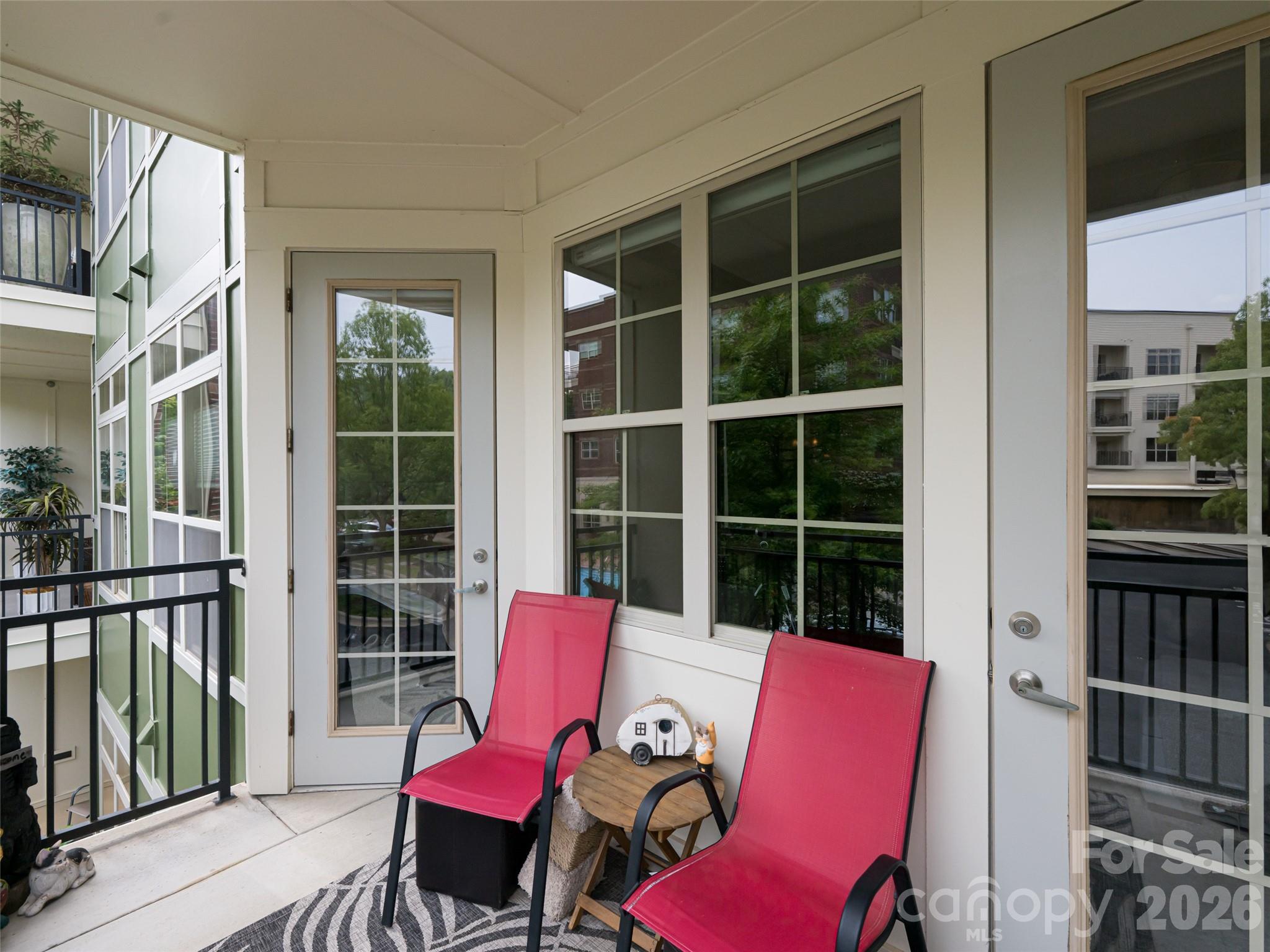 Biltmore Park Town Square - Residential